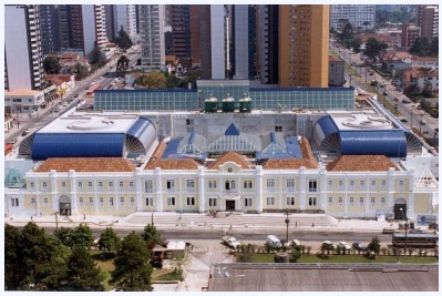 PMLL11 x CPSH11: Quem Fez o Melhor Negócio no Shopping Curitiba?